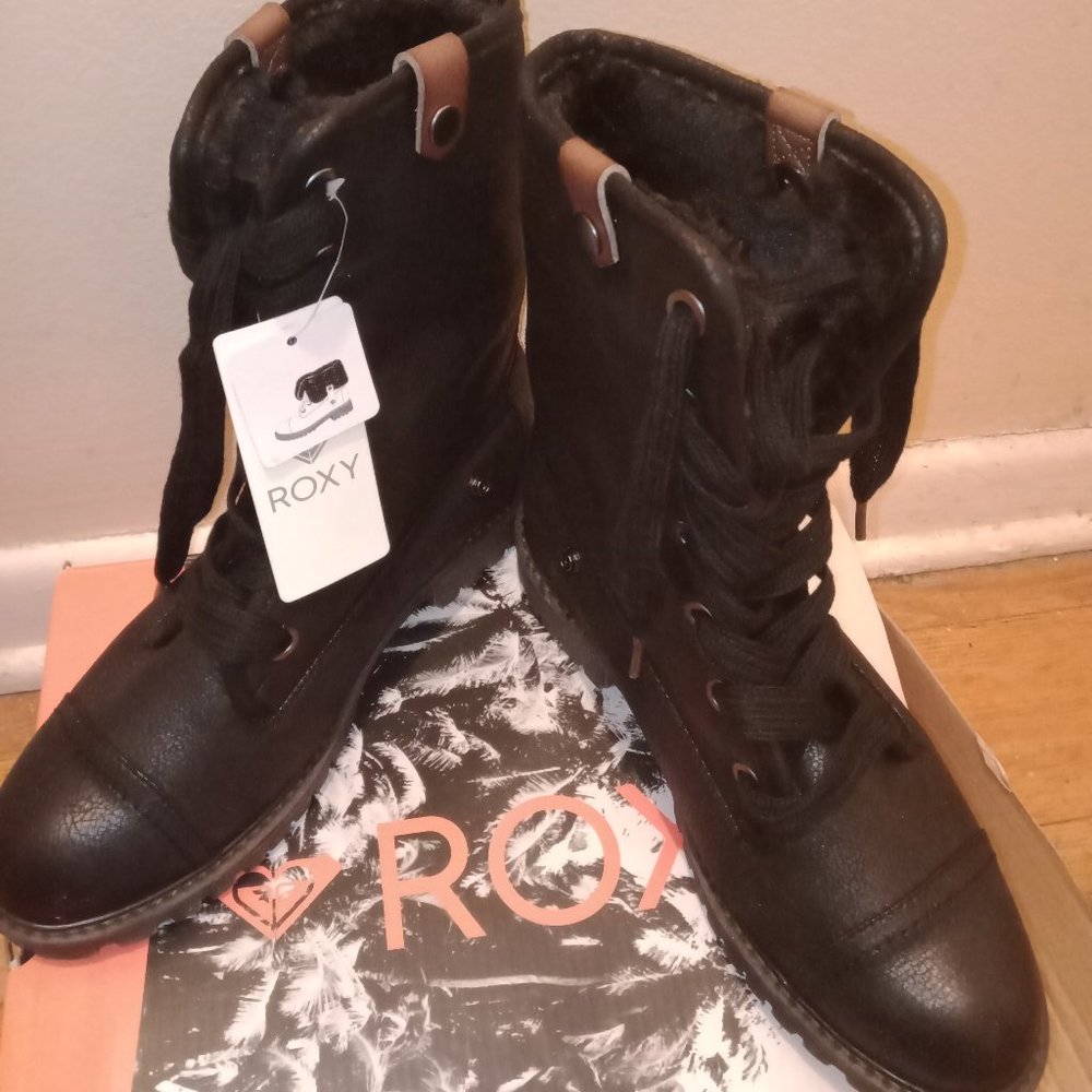 Roxy Bruna Lace Up Boots